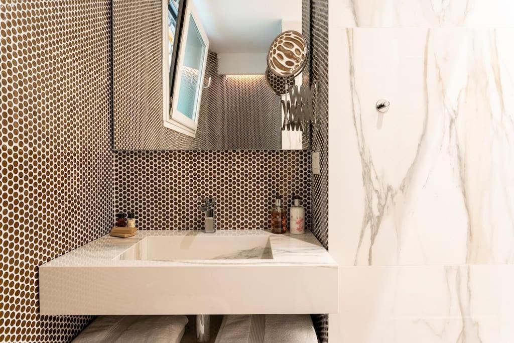 La Scala Suite-Luxury Apartment Milan Bagian luar foto