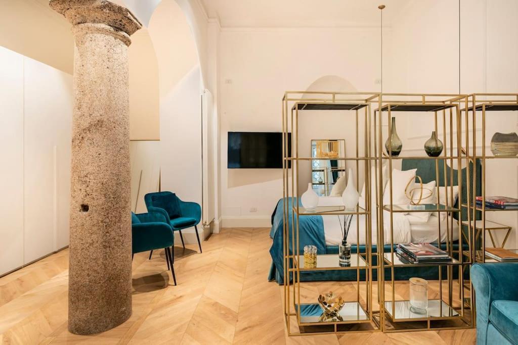 La Scala Suite-Luxury Apartment Milan Bagian luar foto